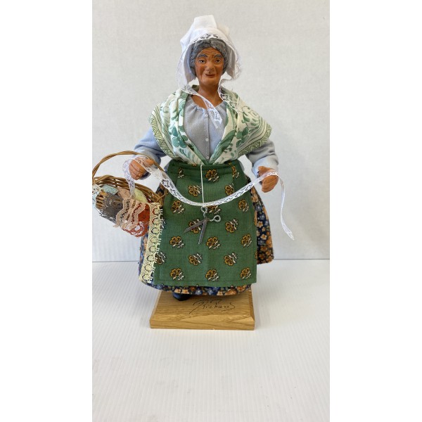 Vendeuse de dentelle -SANTON HABILLE- Vendeuse de dentelle -SANTON HABILLE-